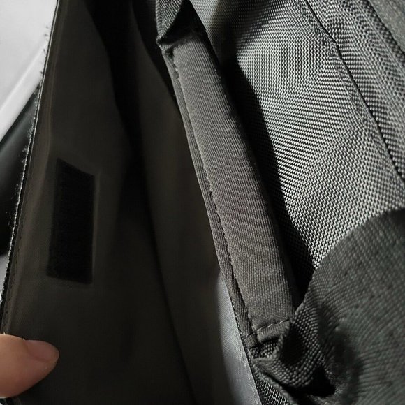 Dell Nylon Computer Laptop Briefcase Shoulder Bag Black Multi-Pocket/Fea… - Picture 4 of 7